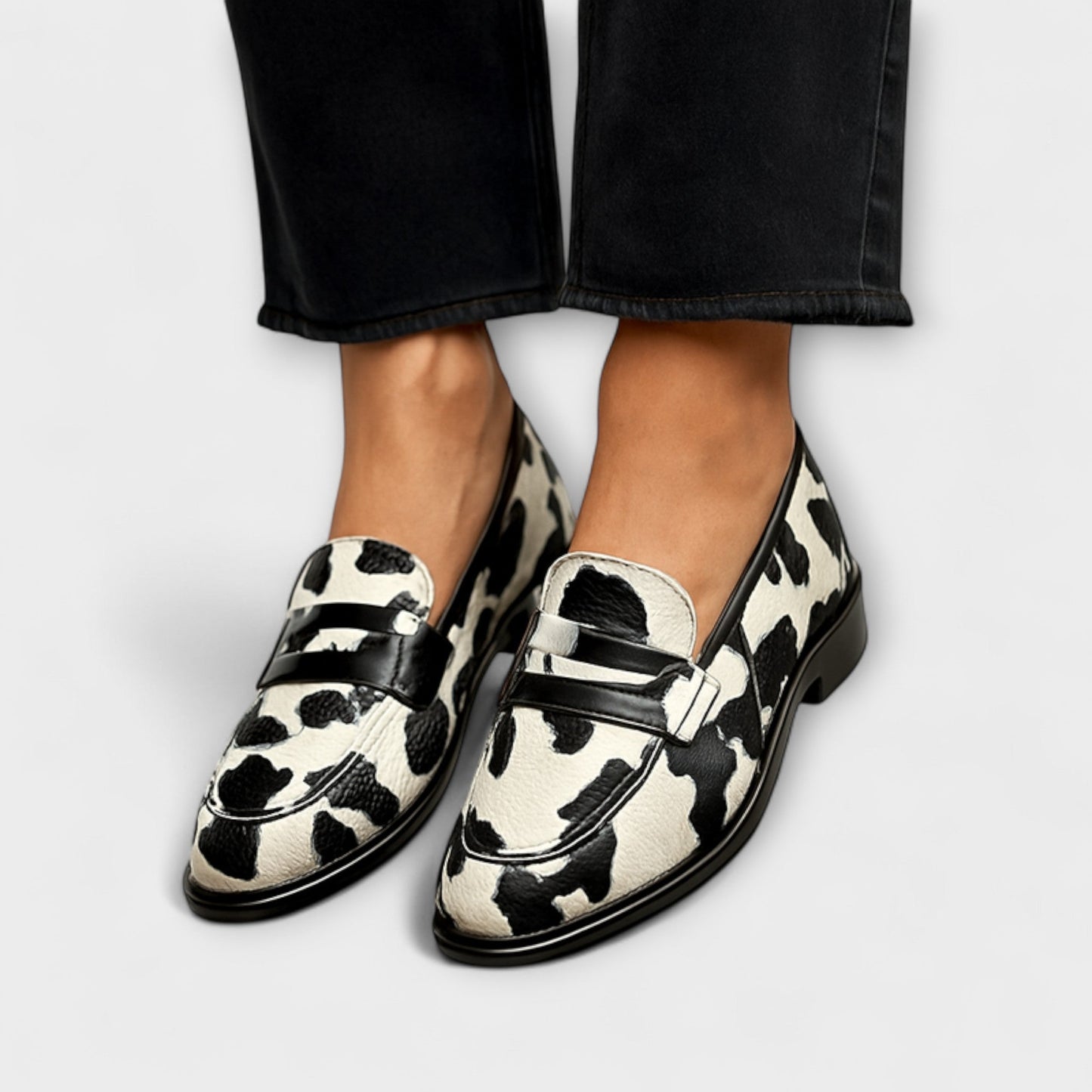 Elise - Minimalist Loafer