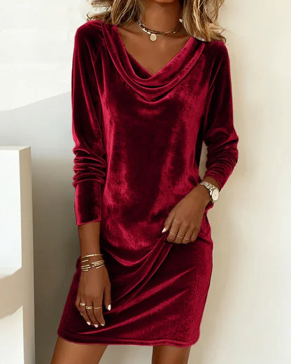 Daniela - Loose Fitting Velvet Dress