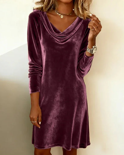 Daniela - Loose Fitting Velvet Dress